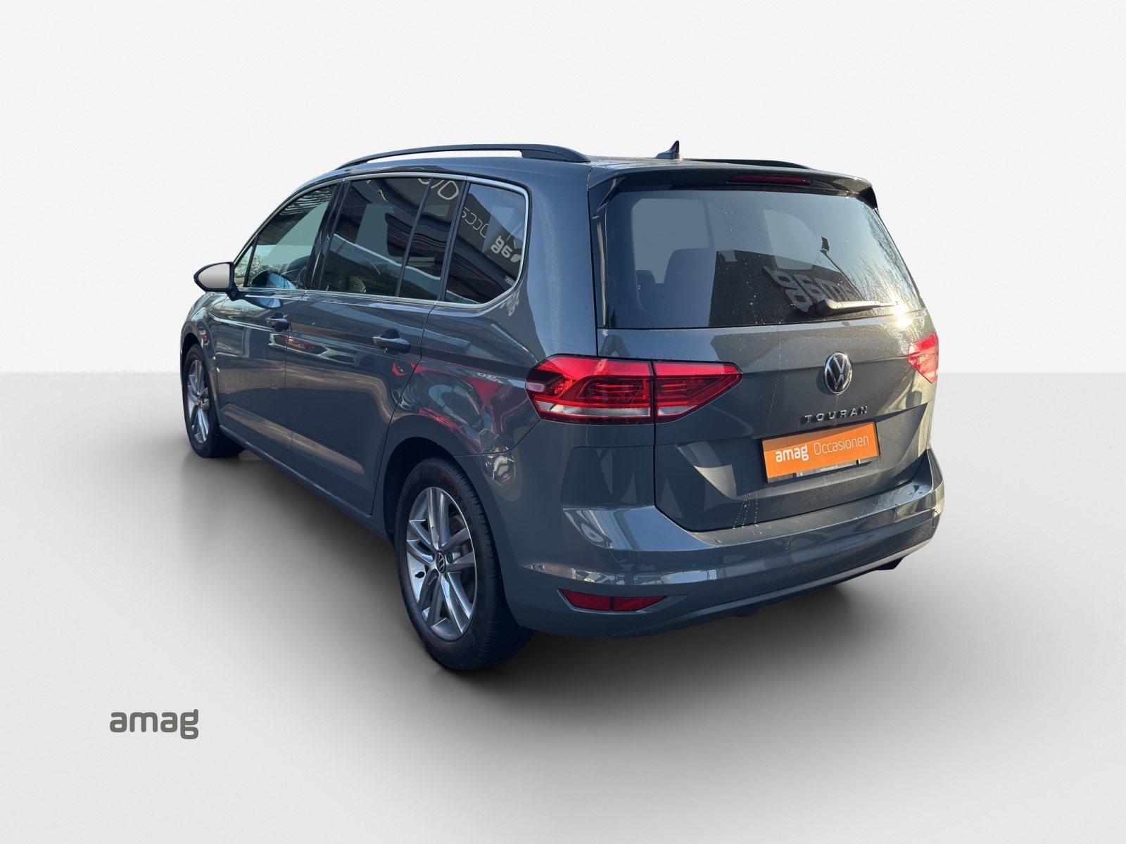 VW Touran UNITED, Essence, Occasion / Utilisé, Automatique - 3