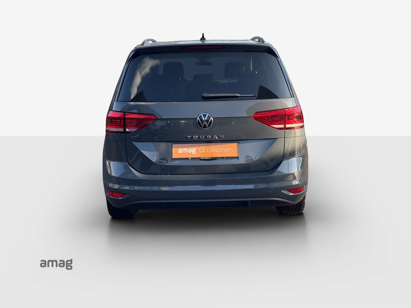VW Touran UNITED, Essence, Occasion / Utilisé, Automatique - 4