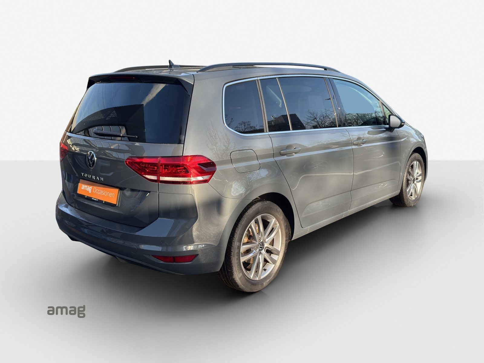 VW Touran UNITED, Essence, Occasion / Utilisé, Automatique - 5