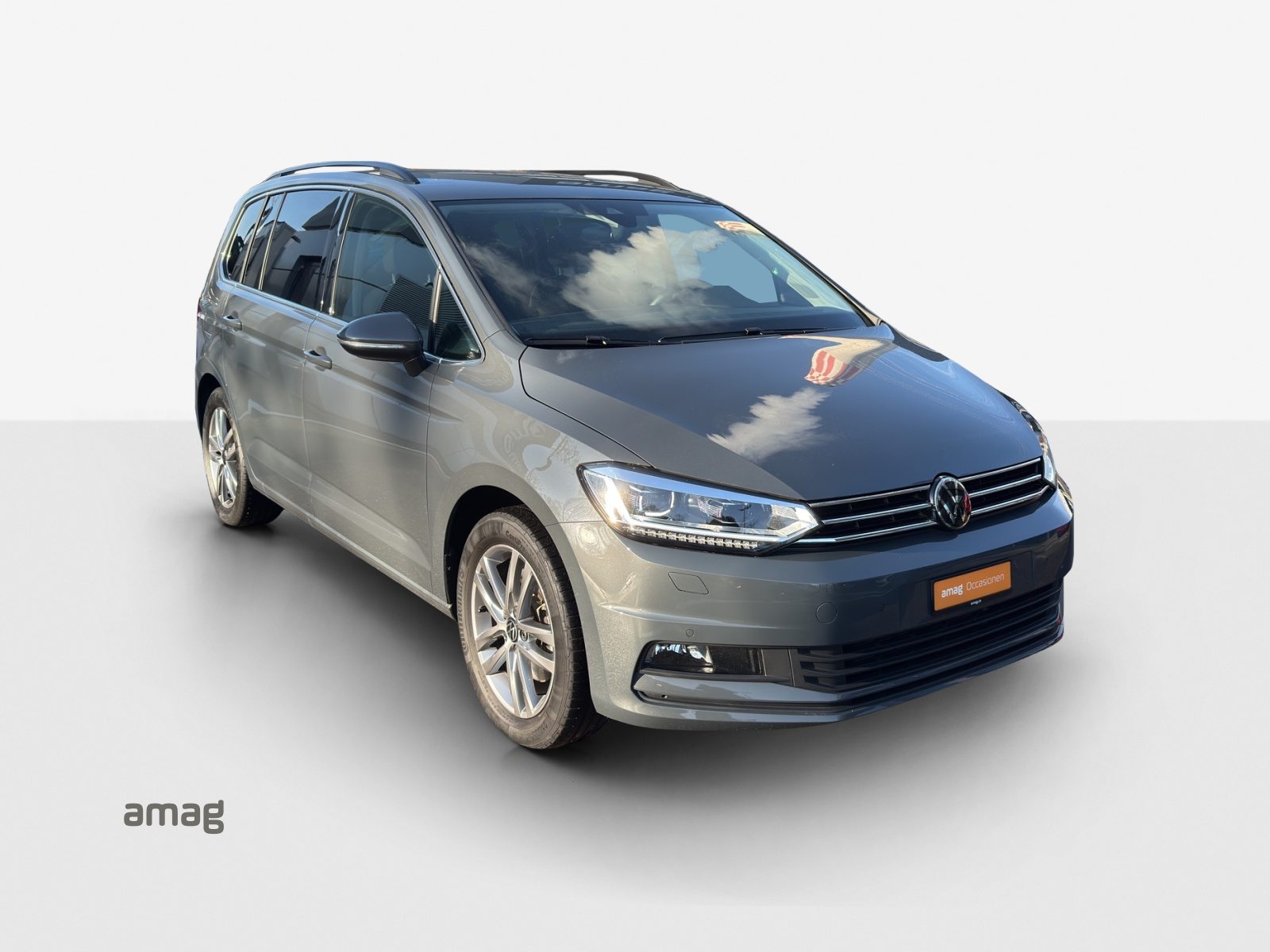 VW Touran UNITED, Essence, Occasion / Utilisé, Automatique - 6