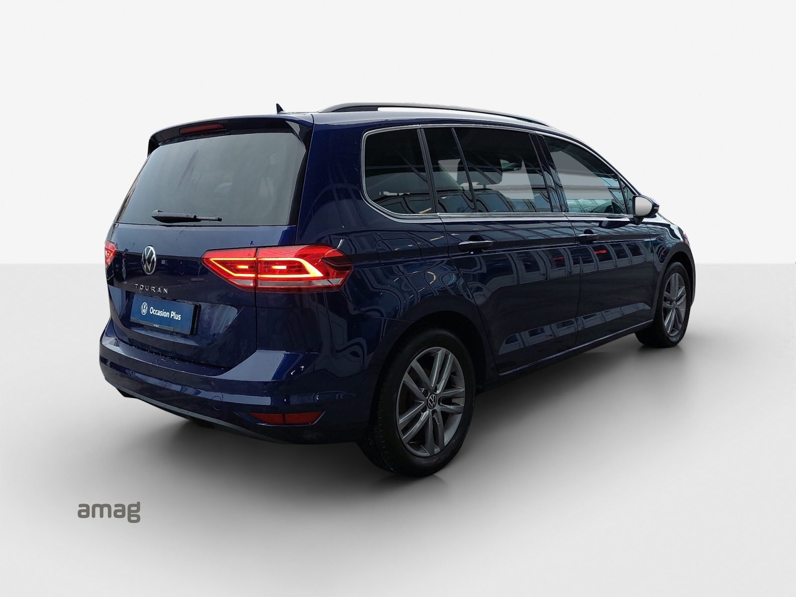 VW Touran UNITED, Essence, Occasion / Utilisé, Automatique - 5