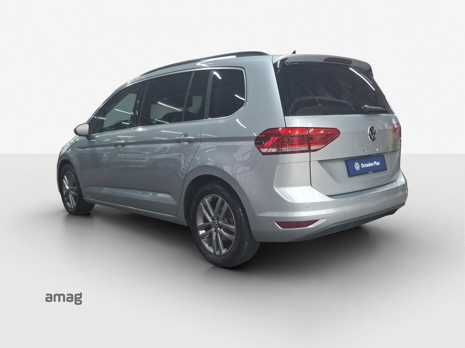 VW Touran UNITED, Essence, Occasion / Utilisé, Automatique - 3