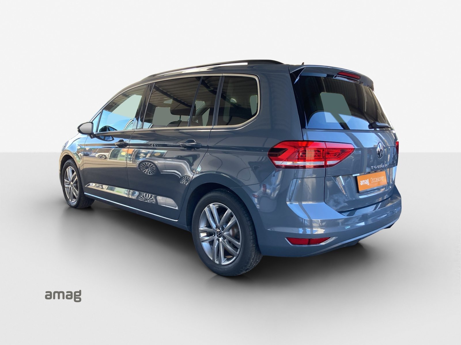 VW Touran UNITED, Petrol, Second hand / Used, Automatic - 3