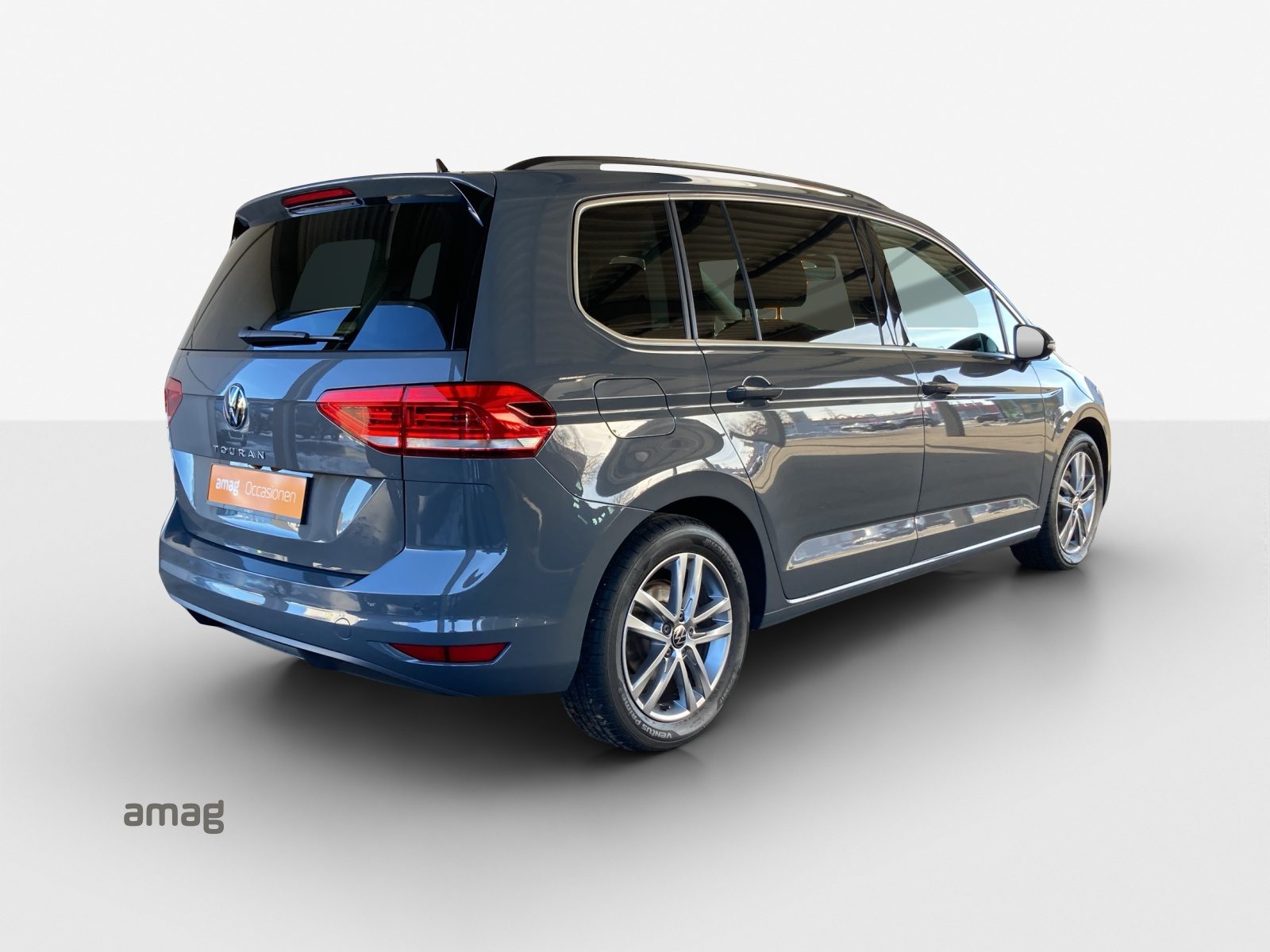 VW Touran UNITED, Petrol, Second hand / Used, Automatic - 5