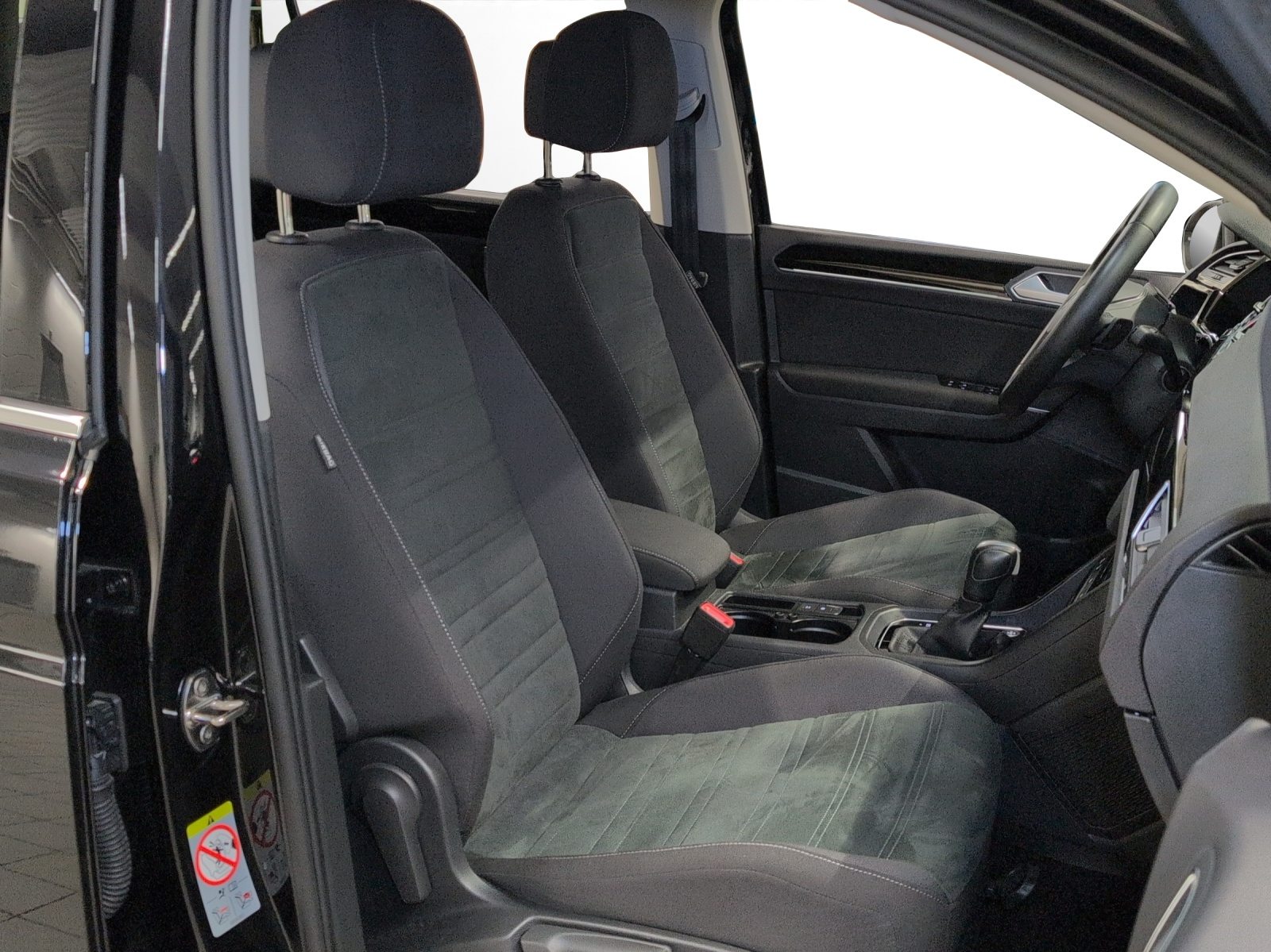 VW Touran Highline, Diesel, Occasion / Utilisé, Automatique - 7