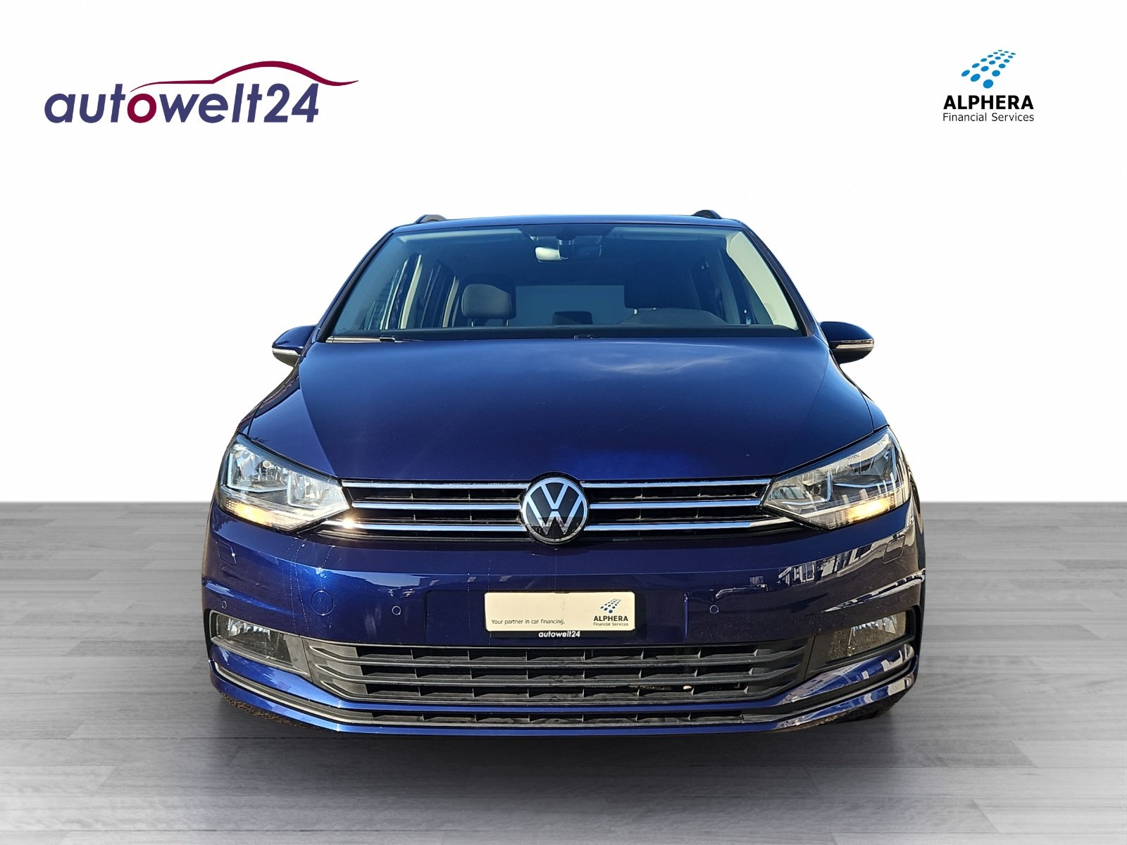 VW Touran 1.5 TSI EVO Comfortline DSG 7-PLÄTZER, Benzin, Occasion / Gebraucht, Automatik - 2