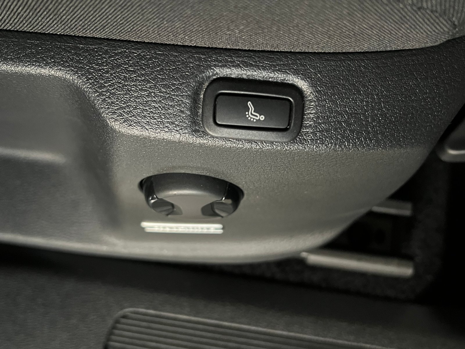 VW Touran 1.5 TSI EVO R-Line Comfortline 7-Plätzer DSG, Benzin, Occasion / Gebraucht, Automatik - 3