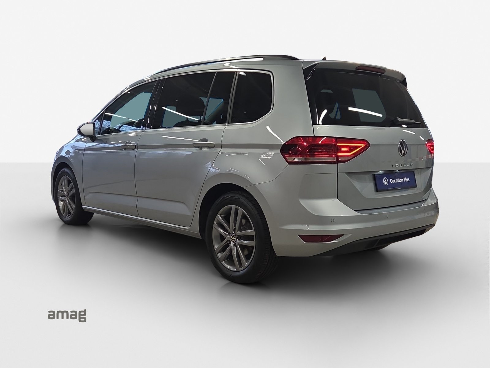 VW Touran UNITED, Essence, Occasion / Utilisé, Automatique - 3