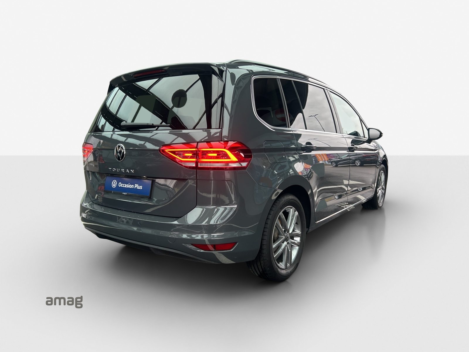 VW Touran UNITED, Benzin, Occasion / Gebraucht, Automatik - 5
