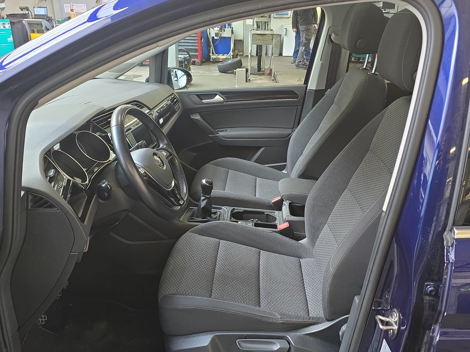 VW Touran 1.4 TSI BlueMotion Technology Comfortline, Essence, Occasion / Utilisé, Manuelle - 5