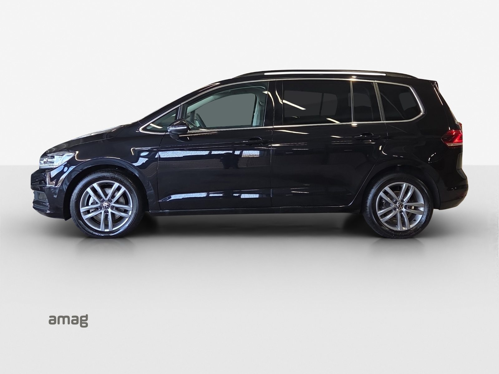 VW Touran UNITED, Petrol, Second hand / Used, Automatic - 2