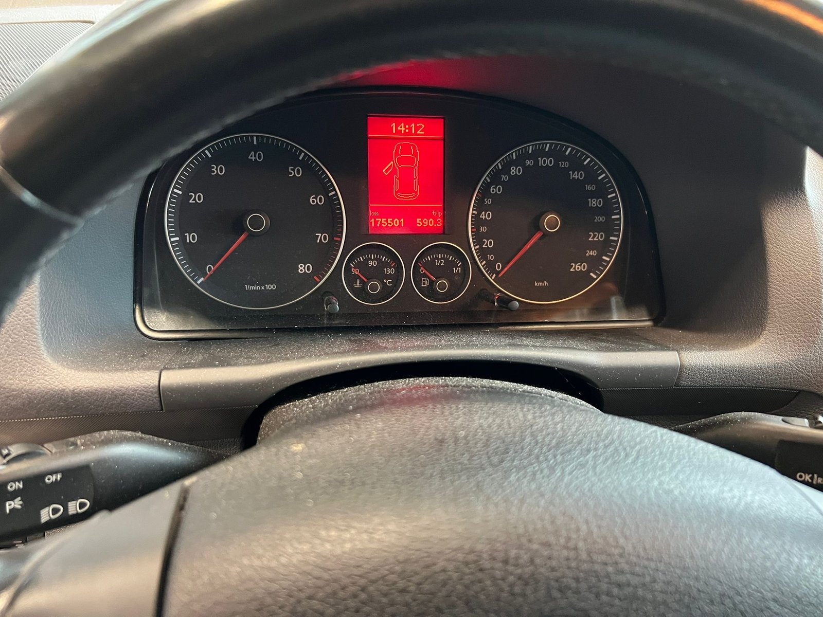 VW Touran 1.4 TSI Trendline, Essence, Occasion / Utilisé, Manuelle - 5