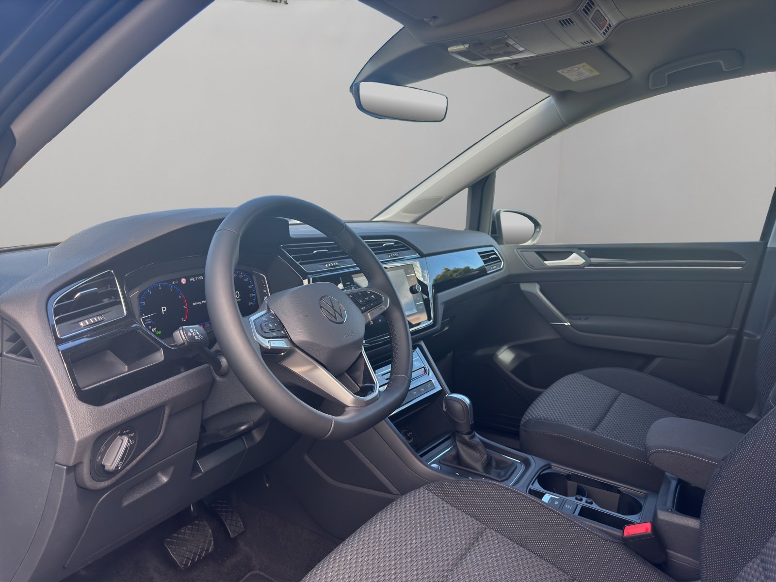 VW Touran 1.5 TSI EVO Comfortline United DSG, Benzin, Occasion / Gebraucht, Automatik - 4