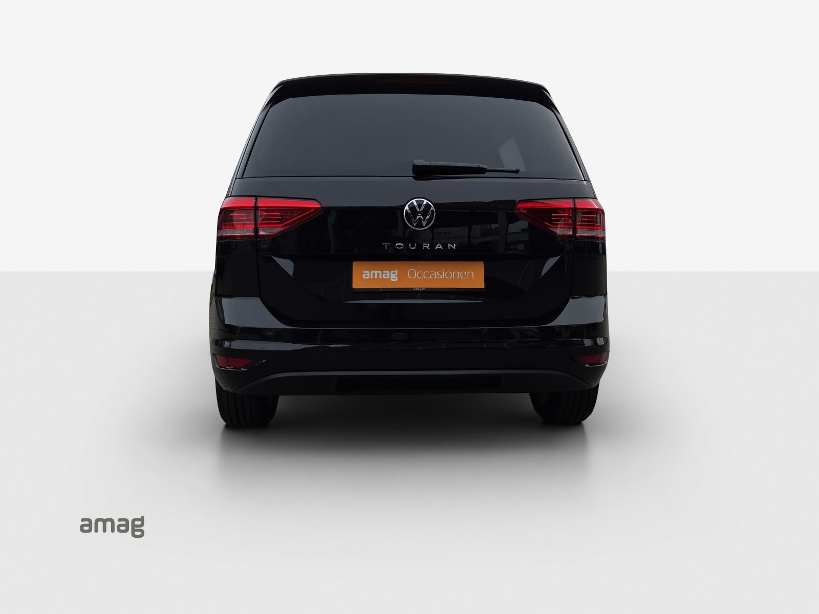 VW Touran UNITED, Essence, Occasion / Utilisé, Automatique - 4