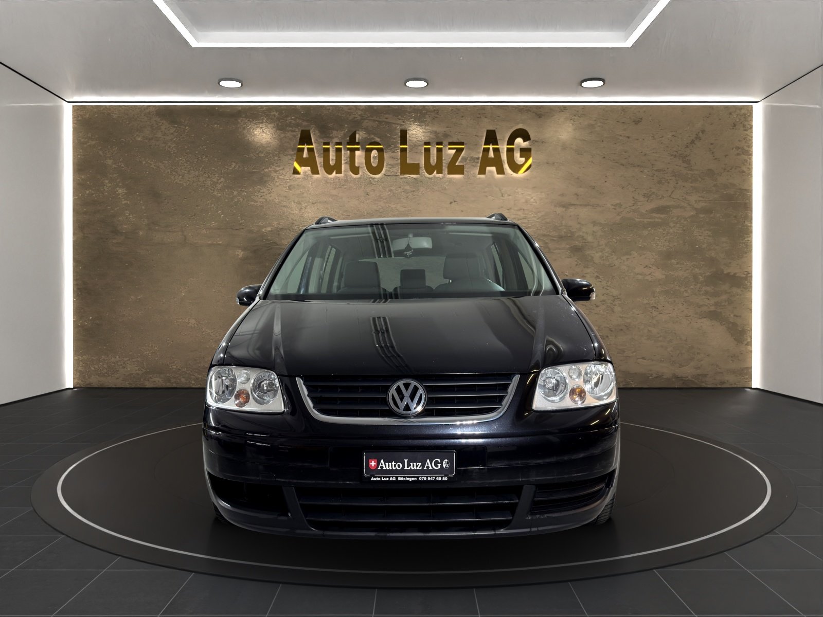 VW Touran 1.6 FSI Trendline, Benzin, Occasion / Gebraucht, Handschaltung - 2