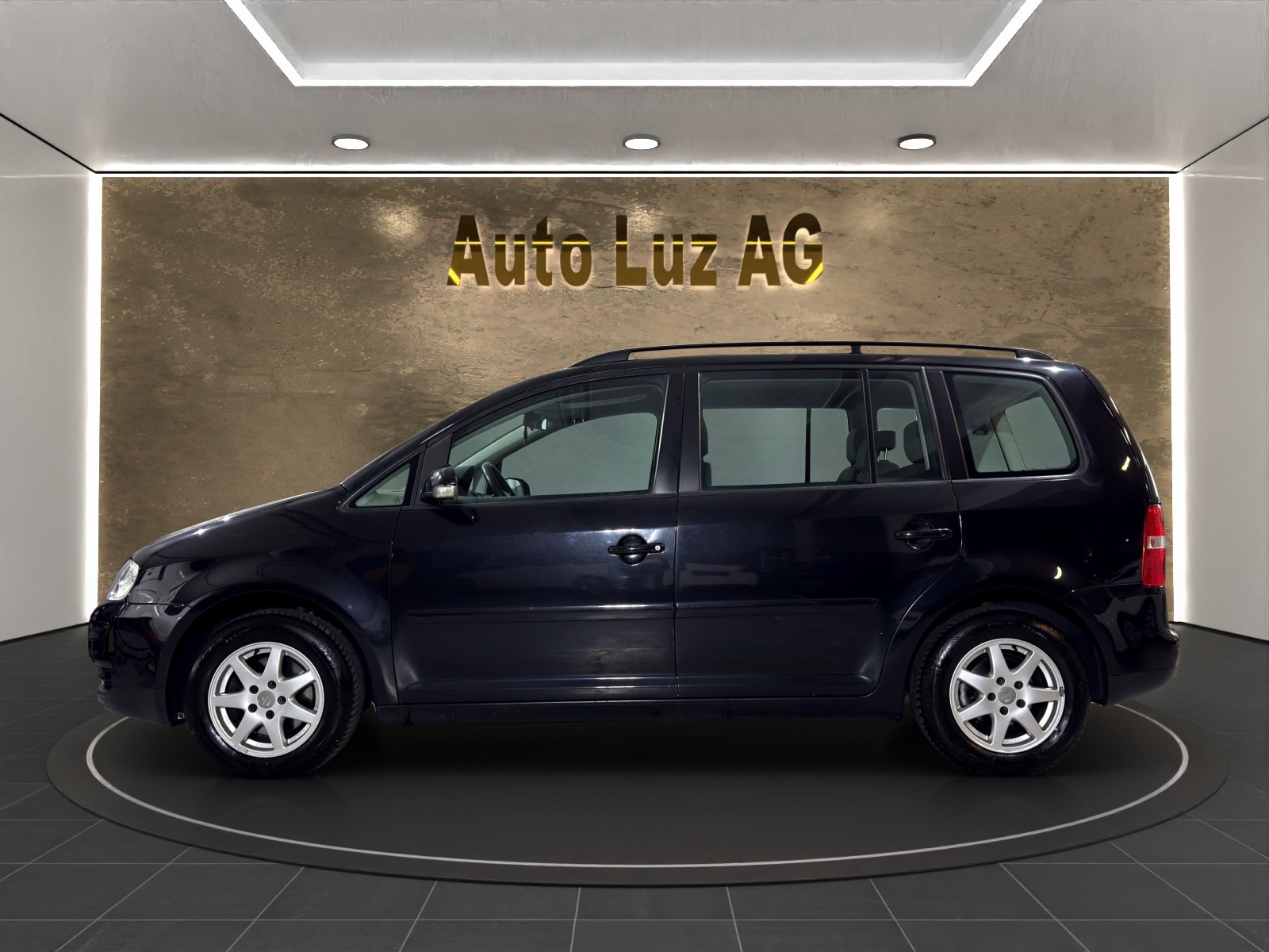 VW Touran 1.6 FSI Trendline, Benzin, Occasion / Gebraucht, Handschaltung - 5