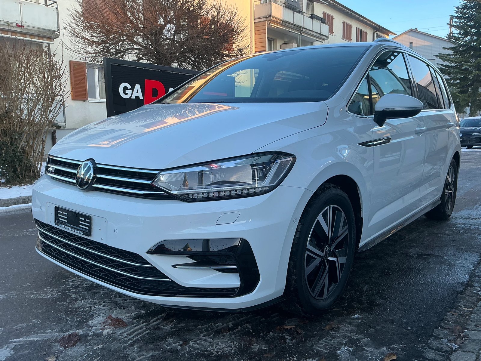 VW Touran 1.5 TSI Highline DSG, Benzina, Occasioni / Usate, Automatico - 2