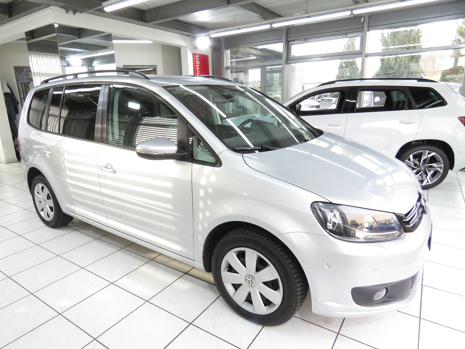 VW Touran 1.4 TSI Comfortline DSG, Benzin, Occasion / Gebraucht, Automatik - 3