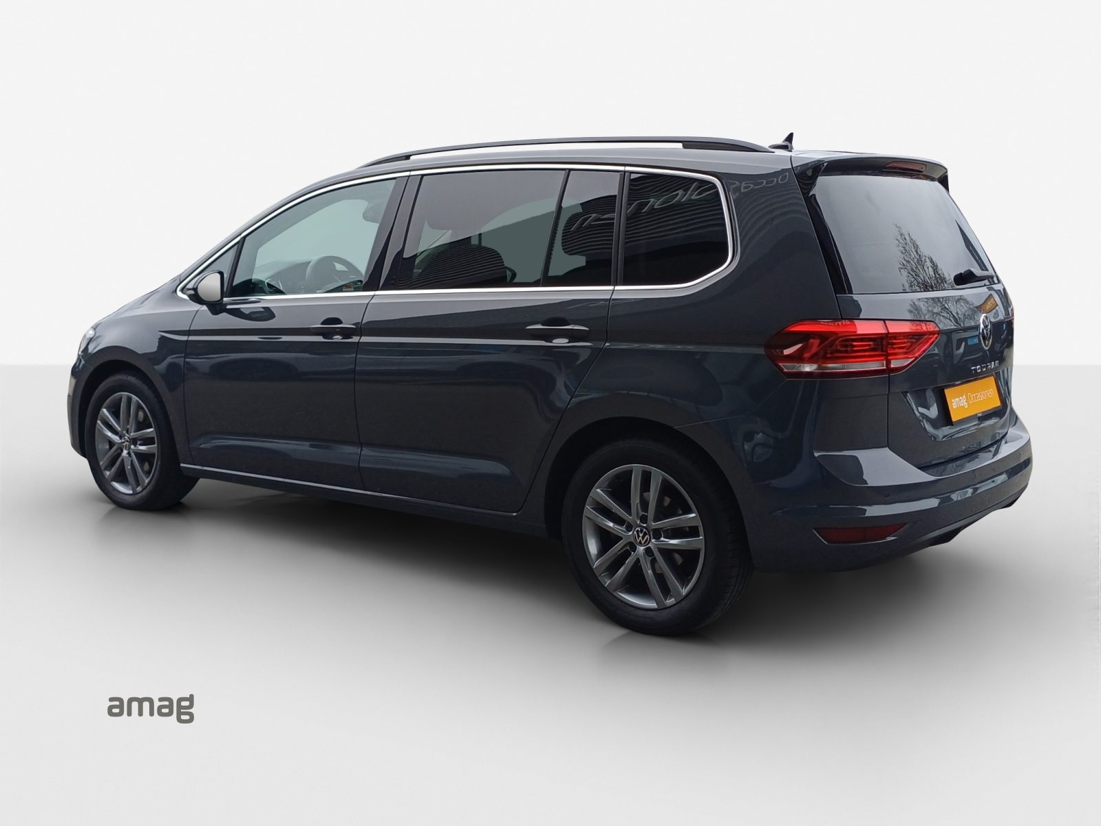 VW Touran UNITED, Essence, Occasion / Utilisé, Automatique - 3