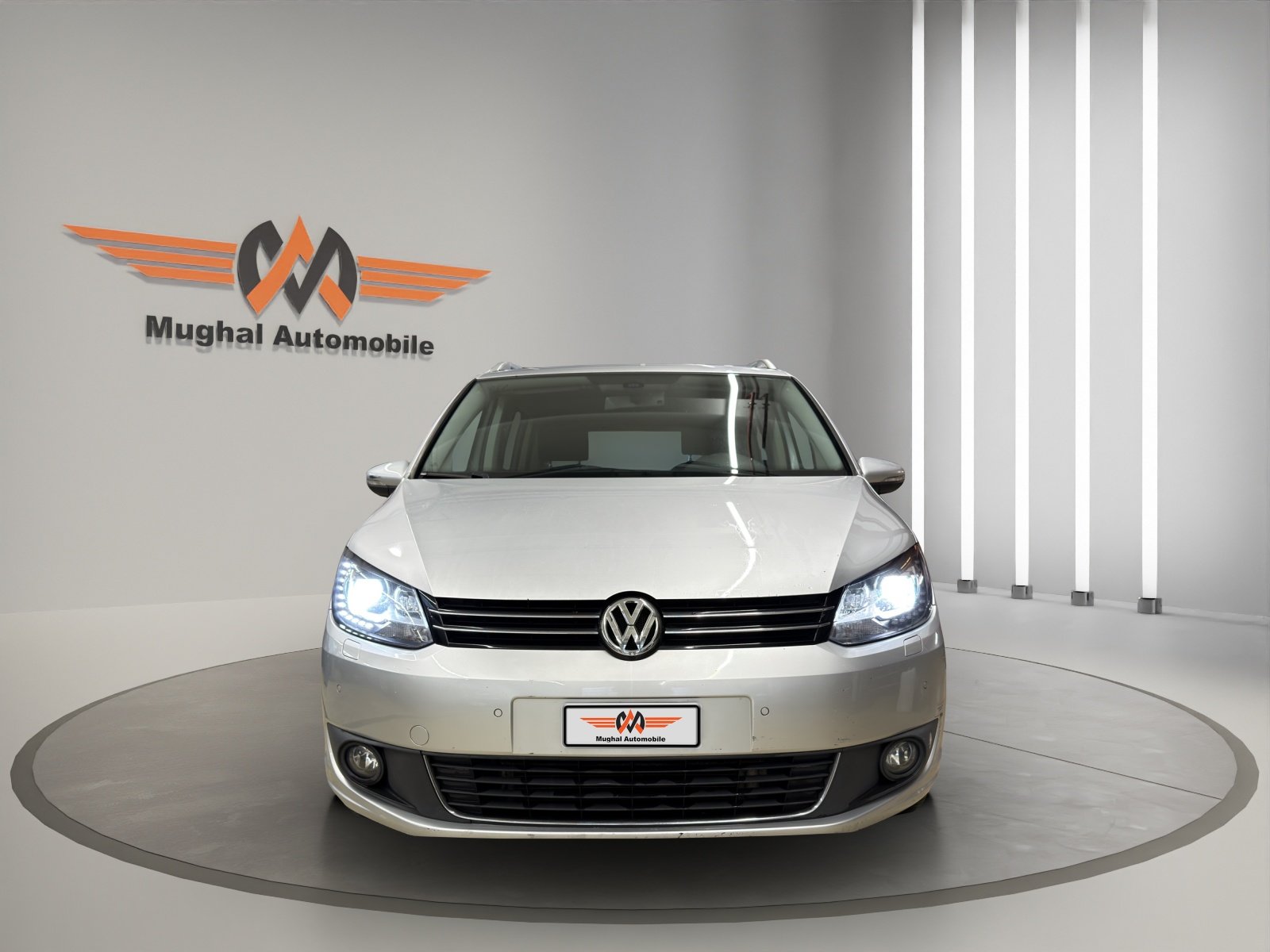 VW Touran 2.0 TDI BMT Comfortline DSG, Diesel, Occasion / Gebraucht, Automatik - 2