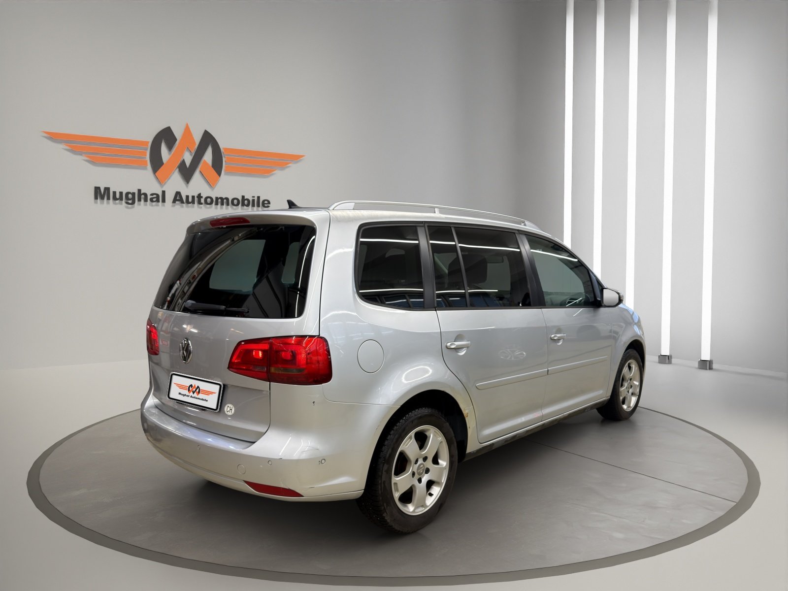 VW Touran 2.0 TDI BMT Comfortline DSG, Diesel, Occasion / Gebraucht, Automatik - 4