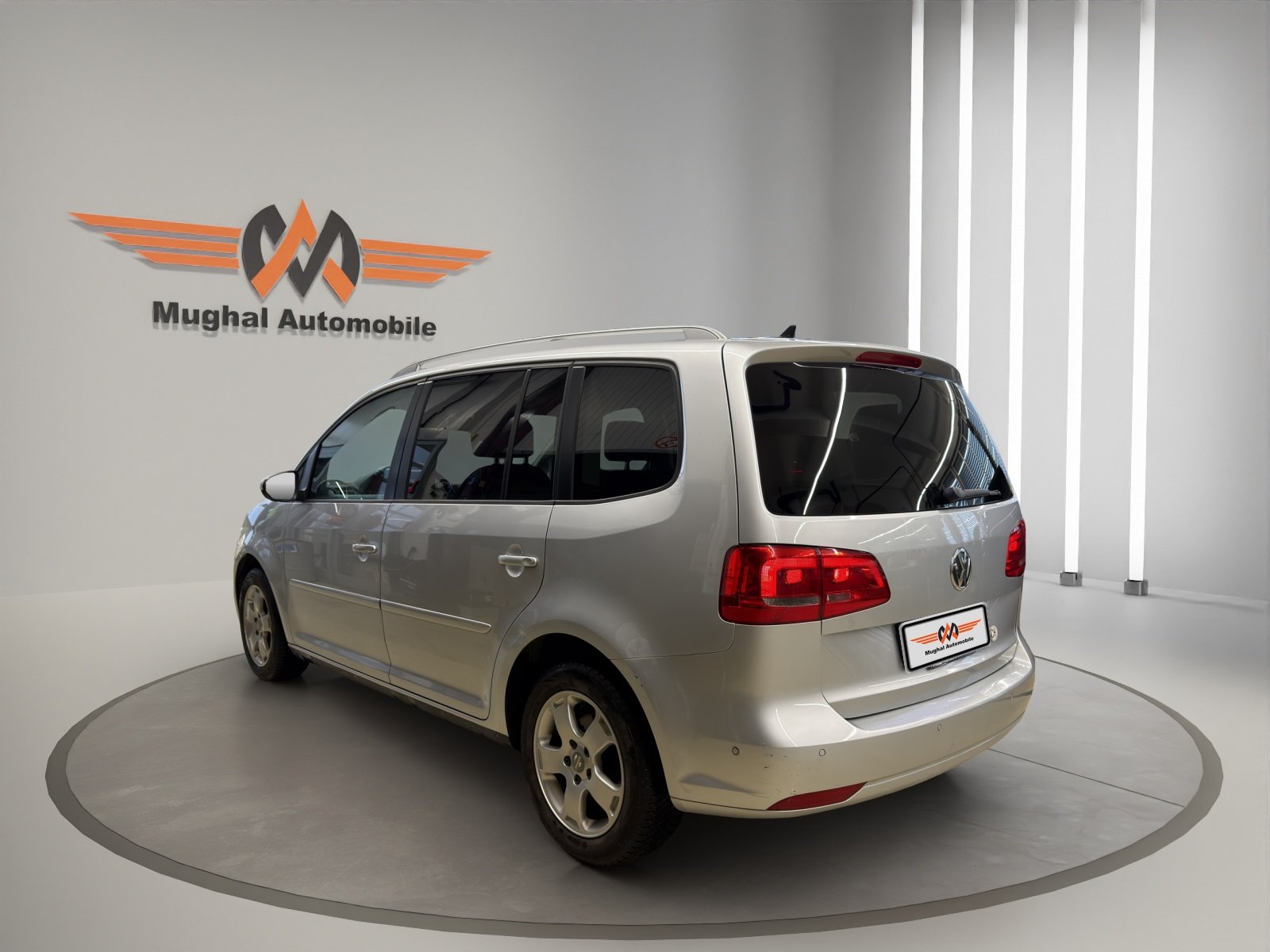VW Touran 2.0 TDI BMT Comfortline DSG, Diesel, Occasion / Gebraucht, Automatik - 6
