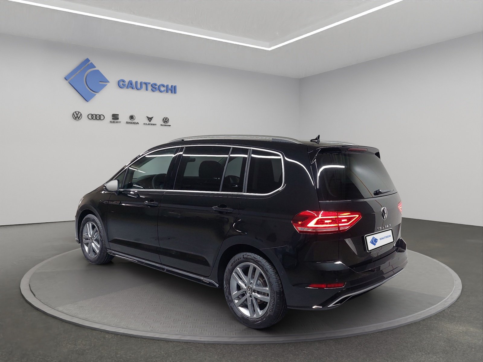 VW Touran 1.5 TSI EVO Comfortline United DSG, Petrol, Second hand / Used, Automatic - 3