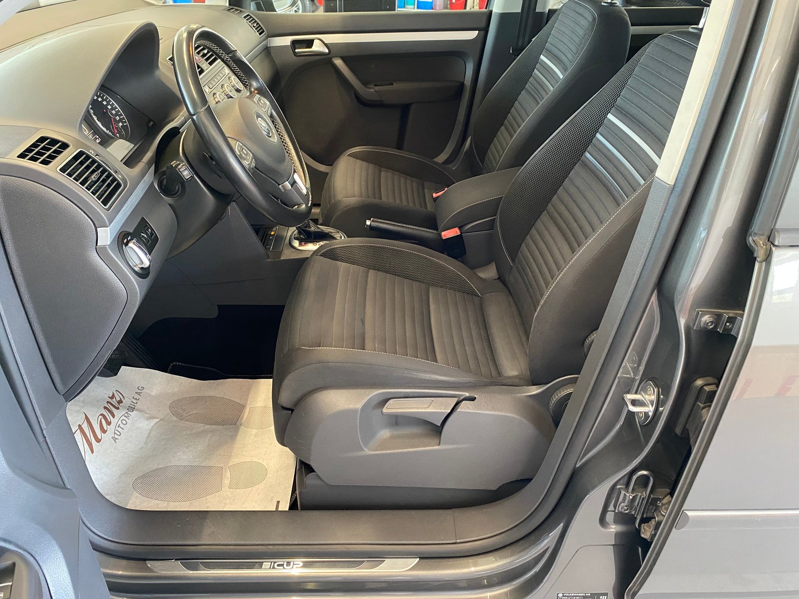 VW Touran 1.4 TSI 140PS Cup DSG, Benzin, Occasion / Gebraucht, Automatik - 6