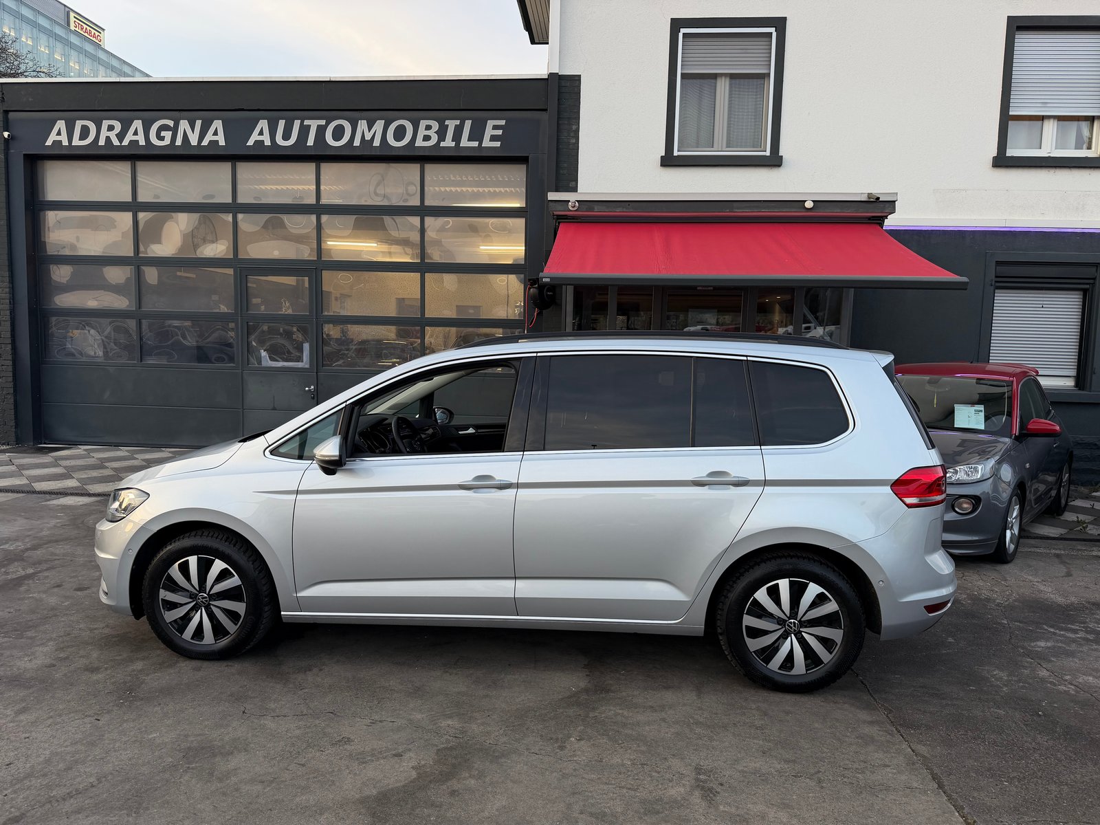 VW Touran 2.0 TDI BlueMotion Technology Comfortline DSG, Diesel, Occasion / Gebraucht, Automatik - 4