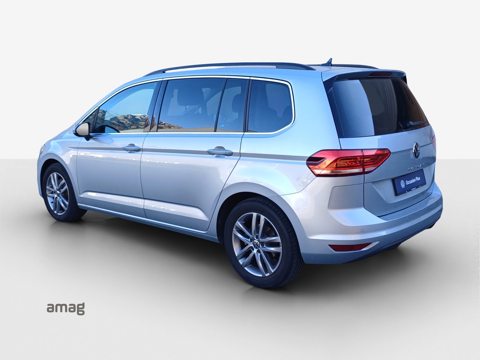 VW Touran UNITED, Essence, Occasion / Utilisé, Automatique - 3