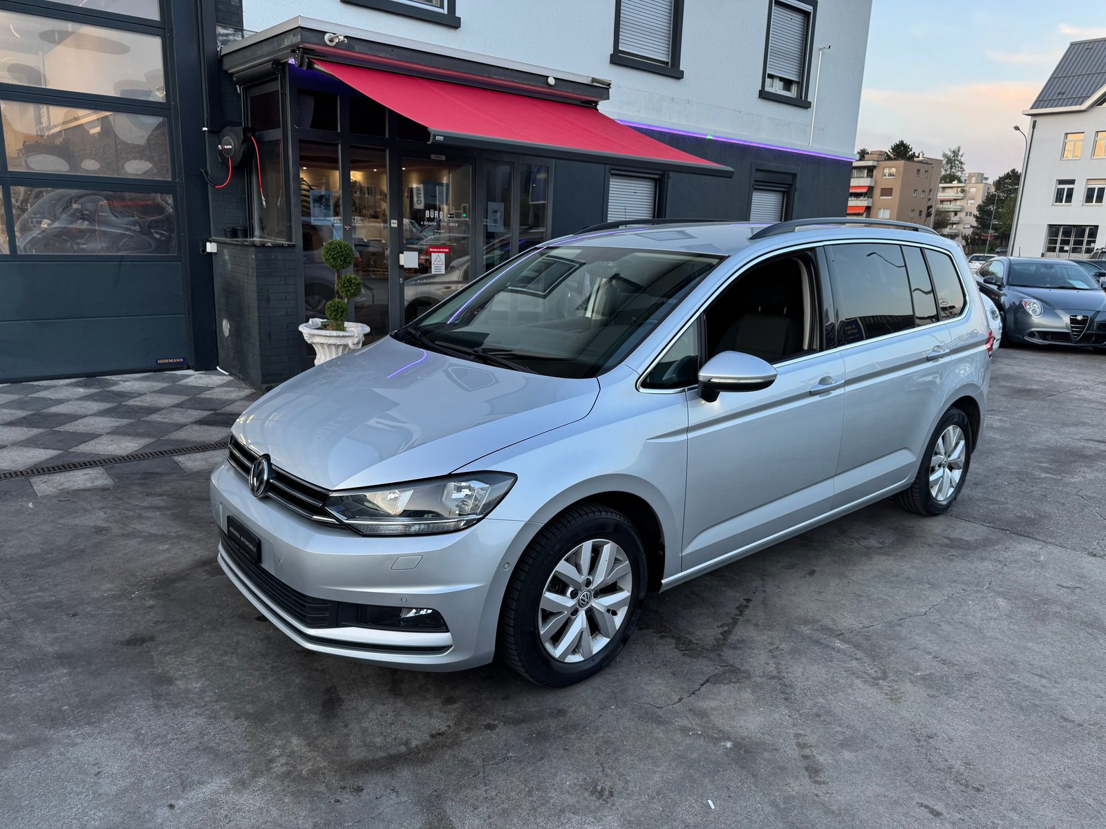 VW Touran 2.0 TDI BlueMotion Technology Highline DSG, Diesel, Occasioni / Usate, Automatico - 4