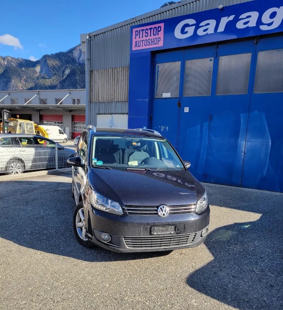 VW Touran 1.4 TSI 170 Highline DSG, Benzina, Occasioni / Usate, Automatico - 2
