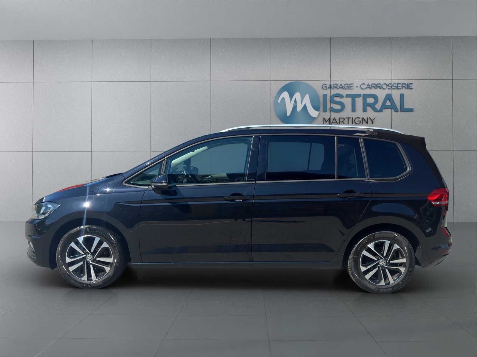 VW Touran 1.5 TSI Comfortline DSG, Benzin, Occasion / Gebraucht, Automatik - 2