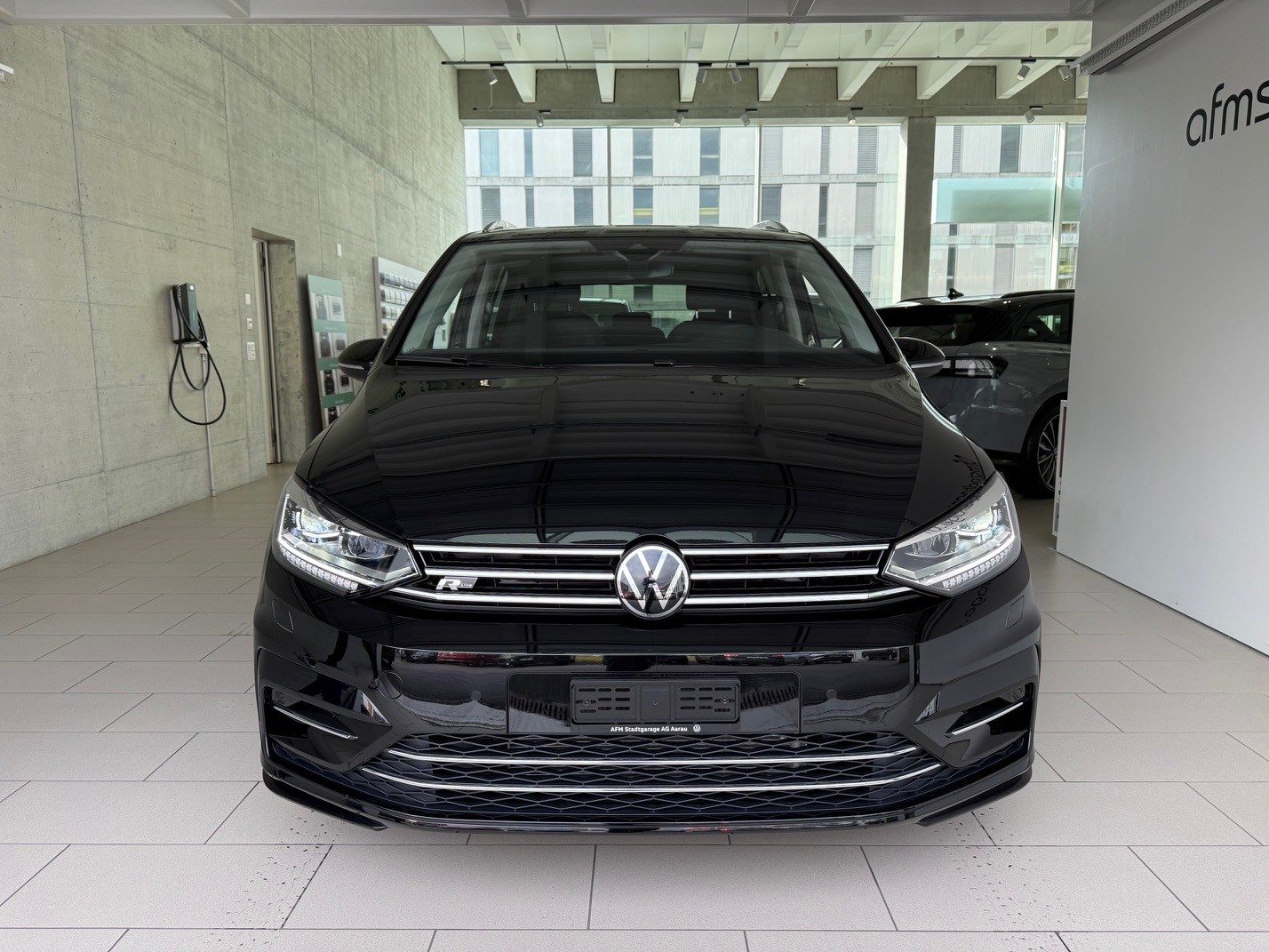 VW Touran UNITED, Essence, Occasion / Utilisé, Automatique - 2