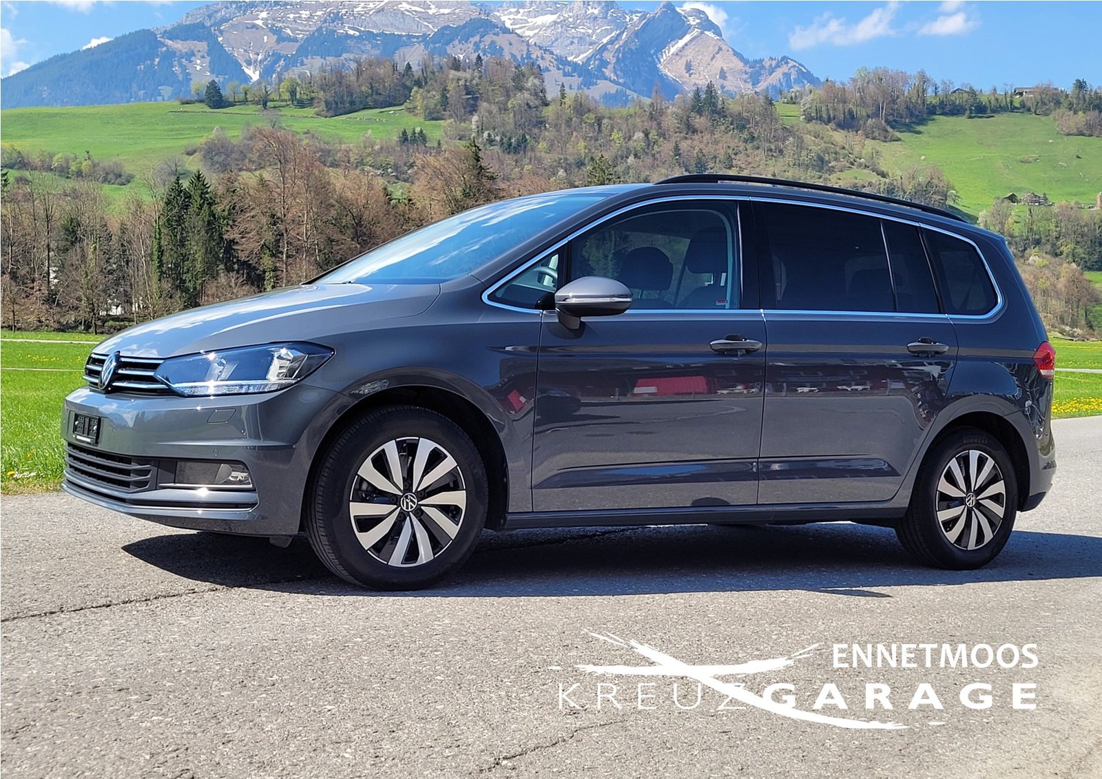 VW Touran 1.5 TSI EVO Comfortline DSG *7-Plätzer mit VW Her, Essence, Occasion / Utilisé, Automatique - 2