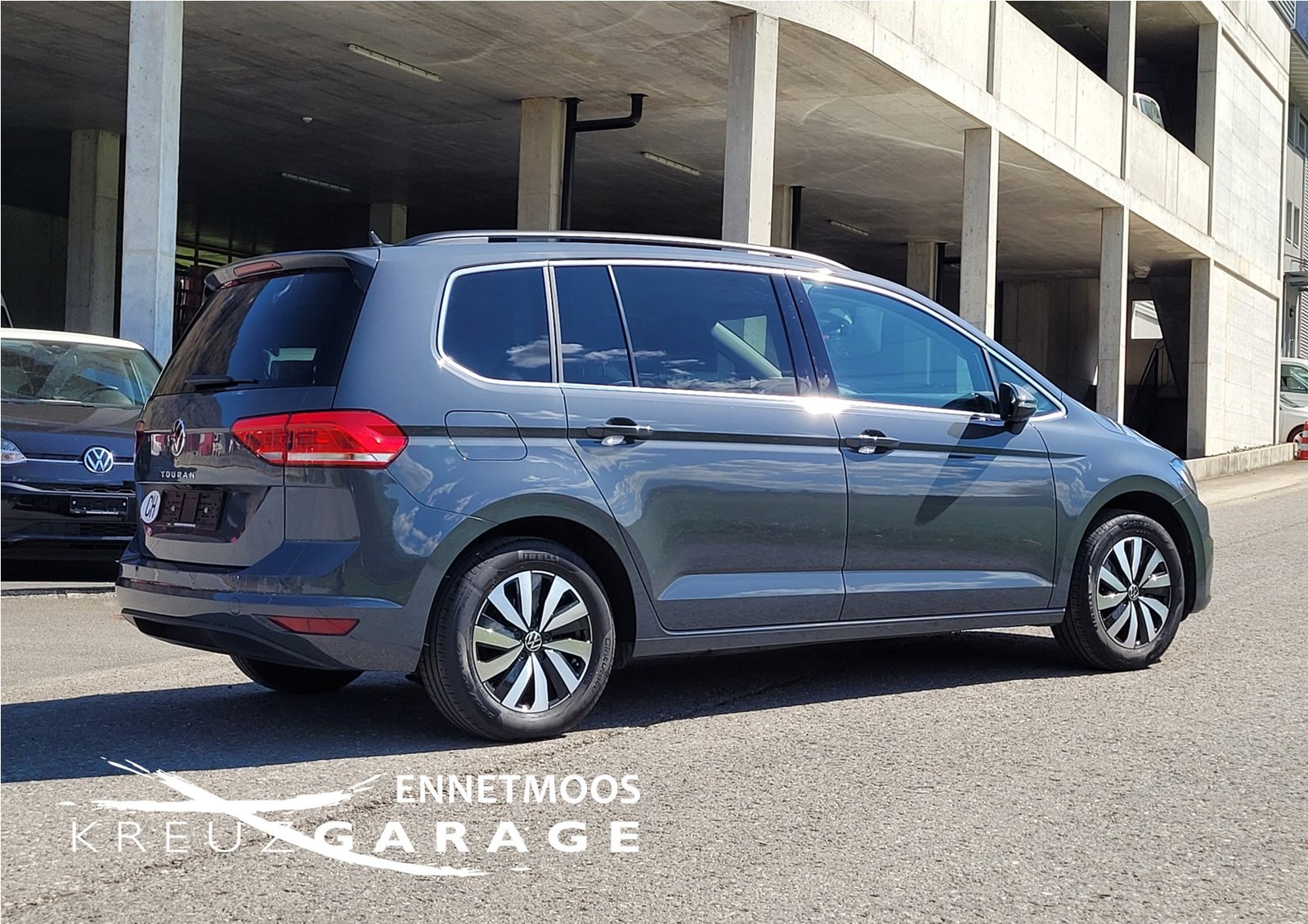 VW Touran 1.5 TSI EVO Comfortline DSG *7-Plätzer mit VW Her, Essence, Occasion / Utilisé, Automatique - 5