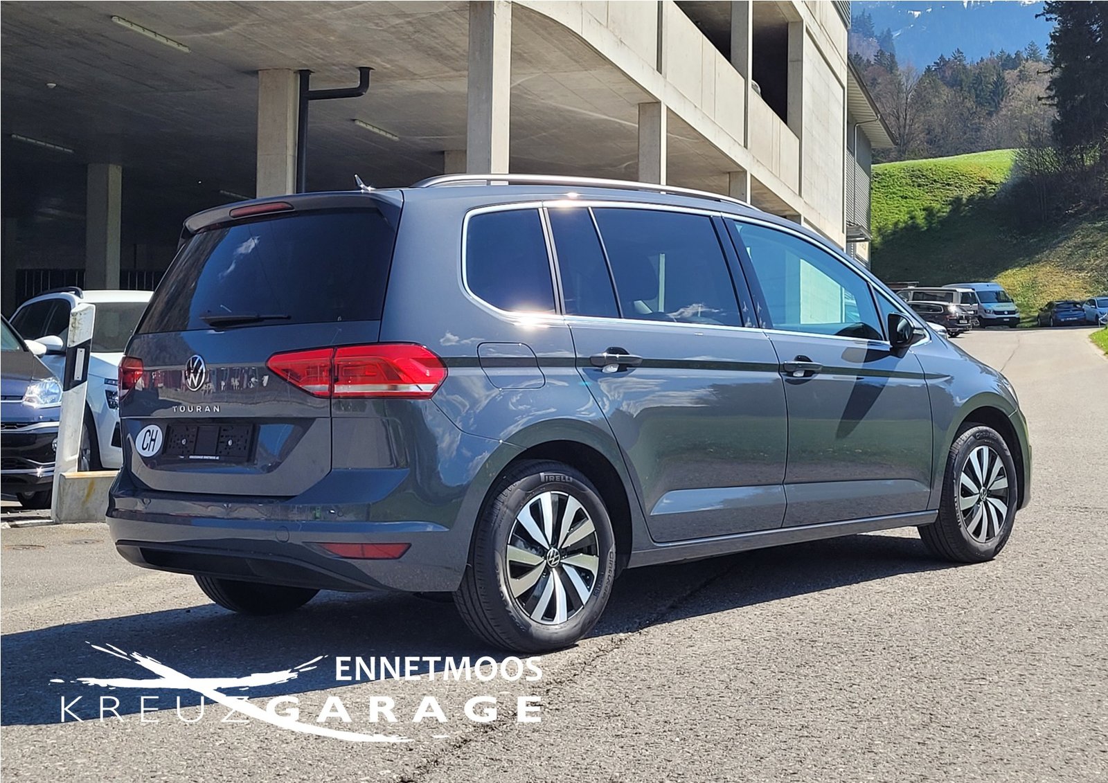VW Touran 1.5 TSI EVO Comfortline DSG *7-Plätzer mit VW Her, Essence, Occasion / Utilisé, Automatique - 6