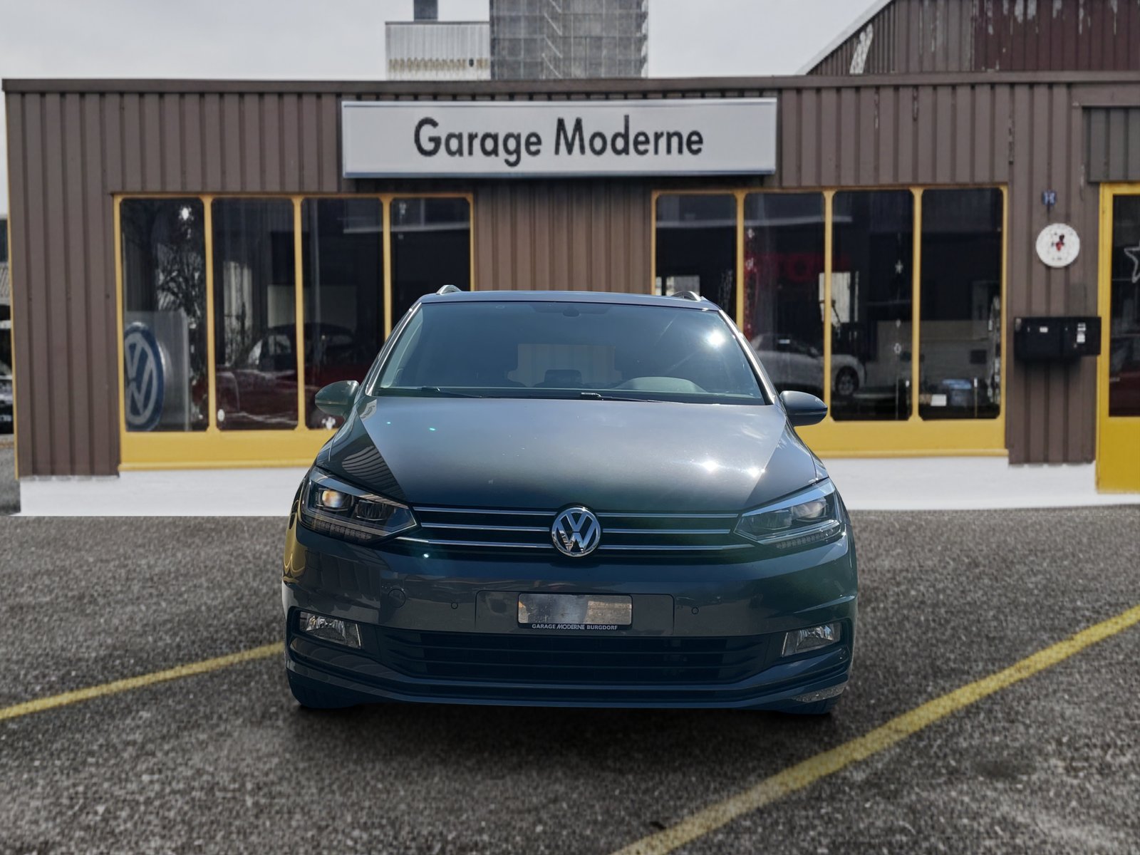 VW Touran Minivan 1.4 TSI Sound DSG
