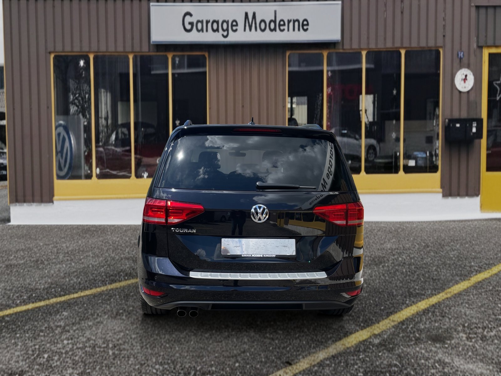 VW Touran Minivan 1.5 TSI Comfortline, Essence, Occasion / Utilisé, Manuelle - 5
