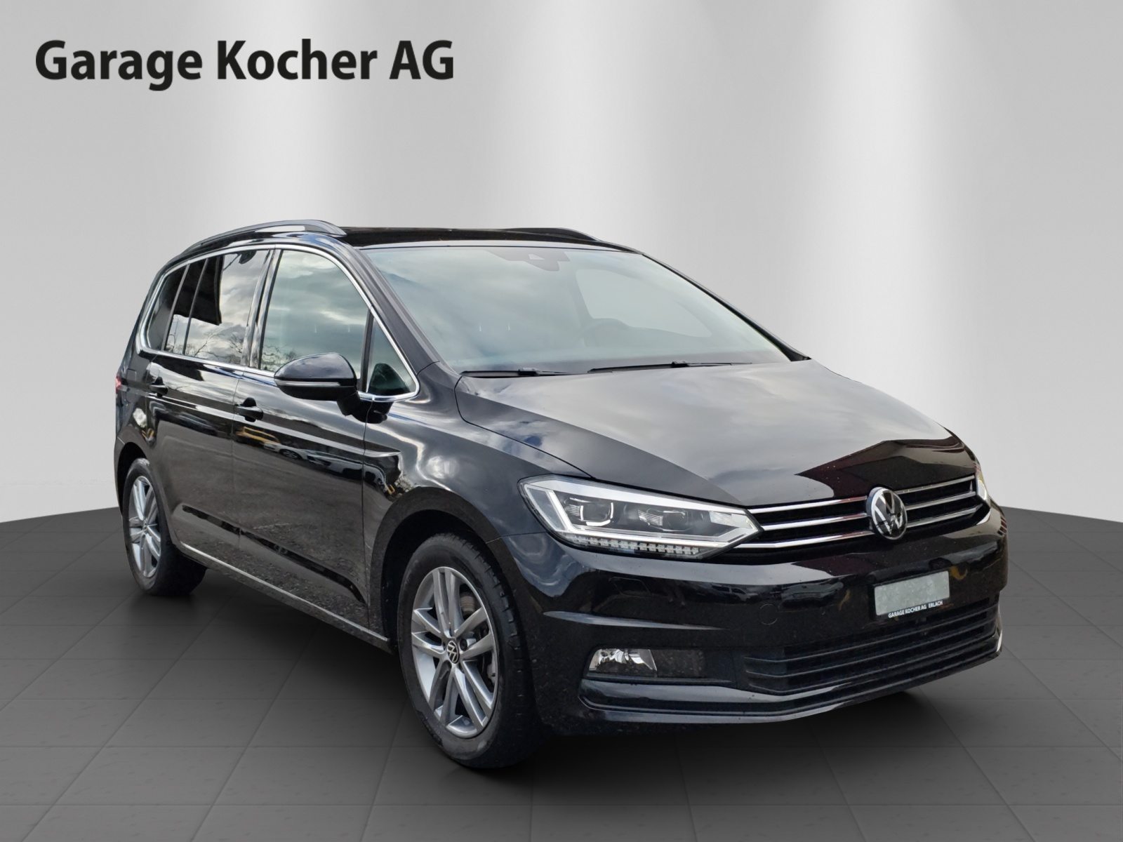 VW Touran UNITED, Essence, Occasion / Utilisé, Automatique - 7