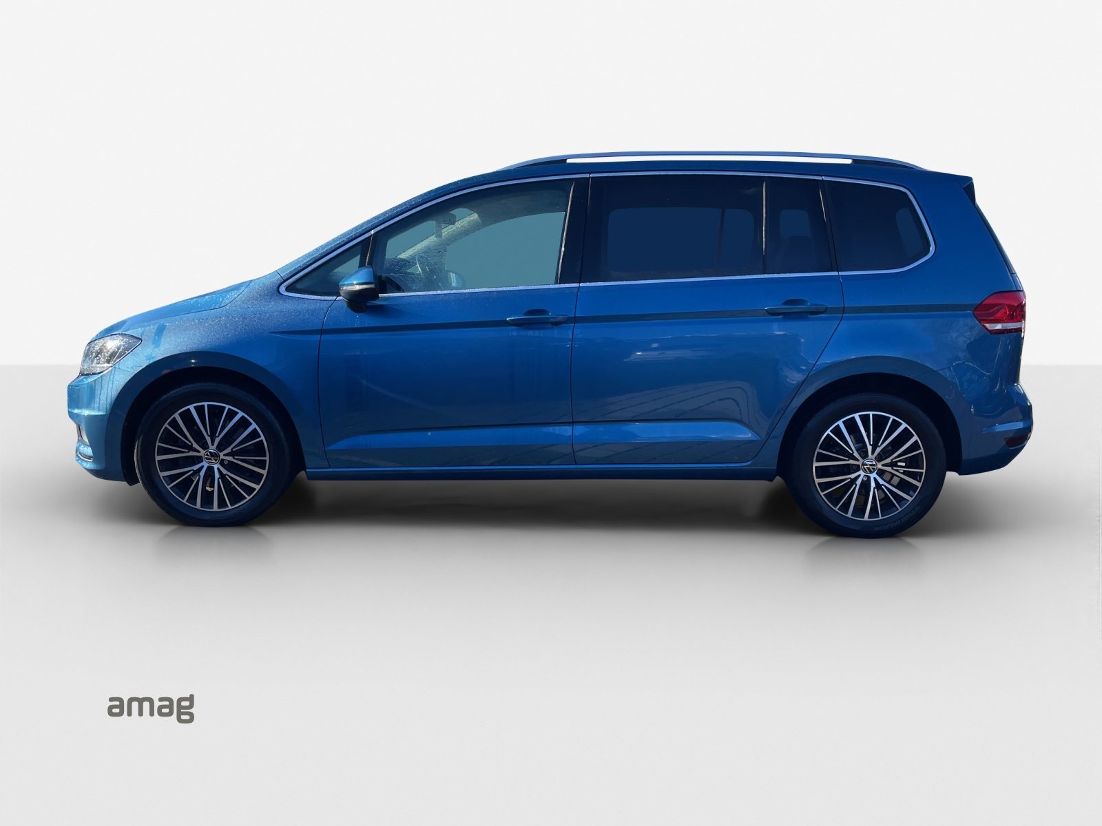 VW Touran Comfortline, Benzin, Occasion / Gebraucht, Automatik - 2
