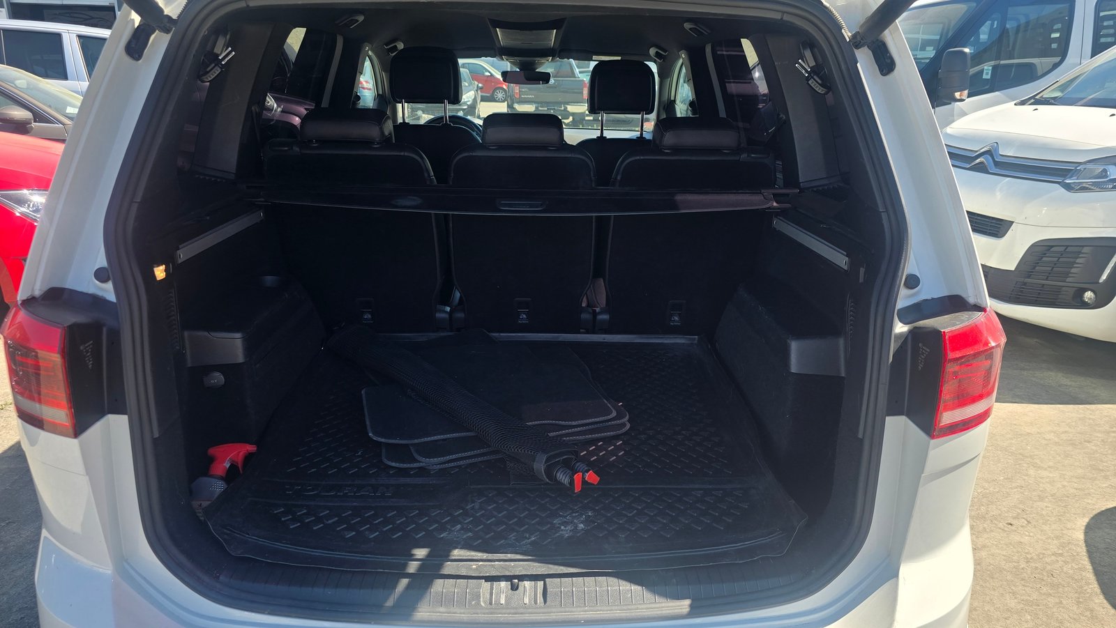 VW Touran 1.8 TSI BlueMotion Technology Highline DSG, Essence, Occasion / Utilisé, Automatique - 5