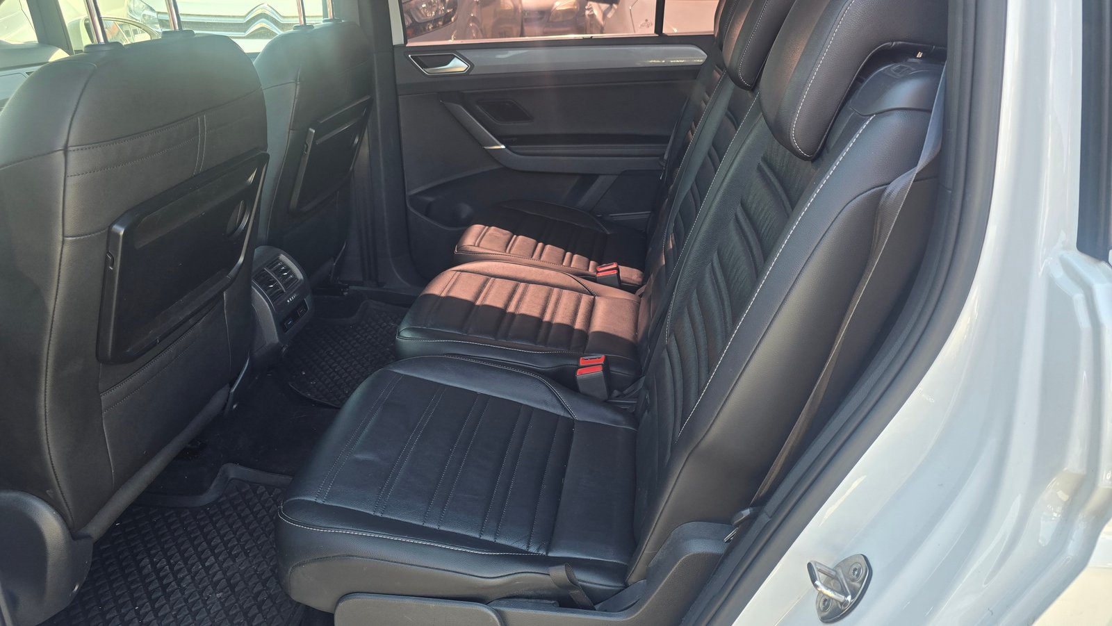 VW Touran 1.8 TSI BlueMotion Technology Highline DSG, Essence, Occasion / Utilisé, Automatique - 6