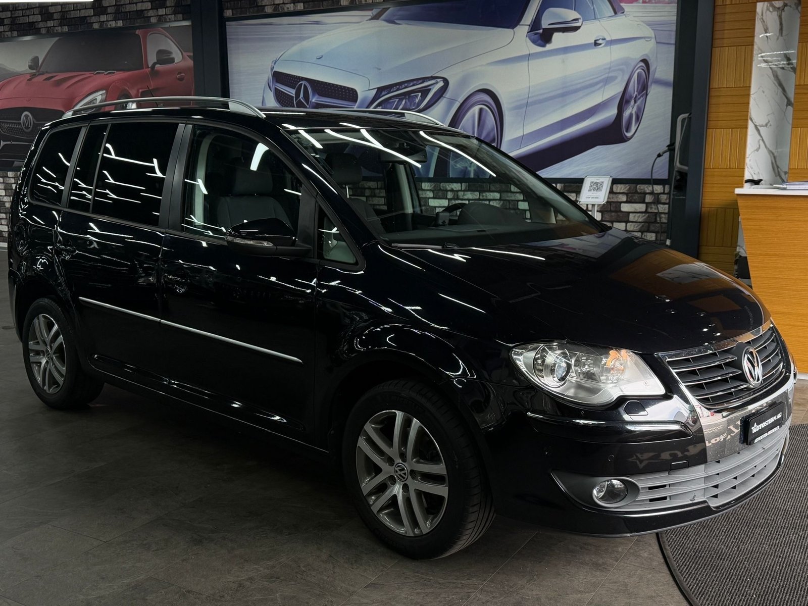 VW Touran 1.4 TSI Highline DSG, Benzin, Occasion / Gebraucht, Automatik - 2