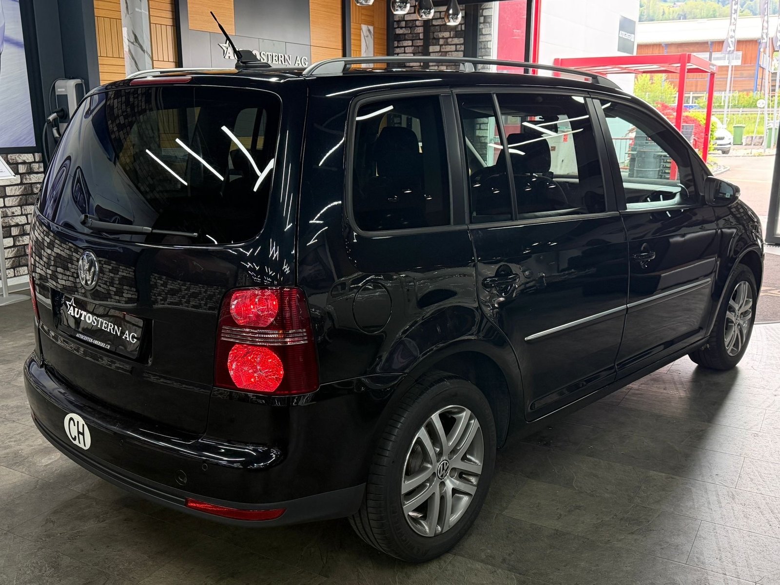 VW Touran 1.4 TSI Highline DSG, Benzin, Occasion / Gebraucht, Automatik - 3