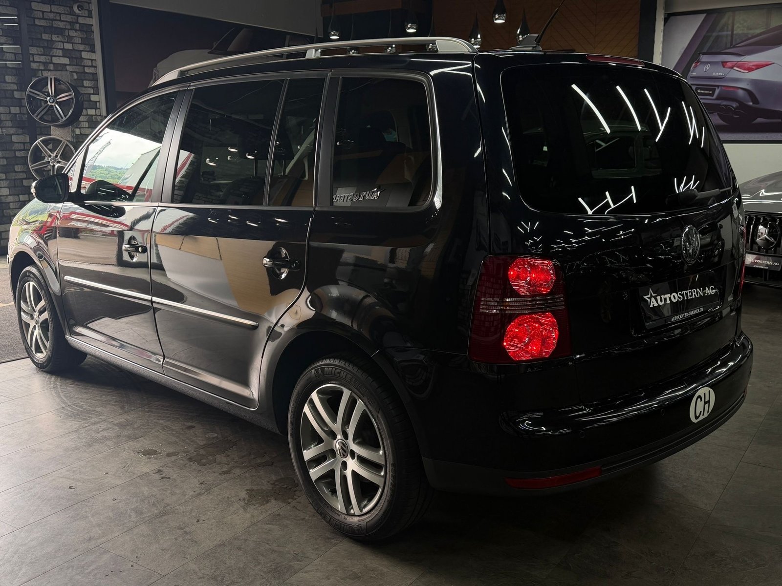 VW Touran 1.4 TSI Highline DSG, Benzin, Occasion / Gebraucht, Automatik - 4