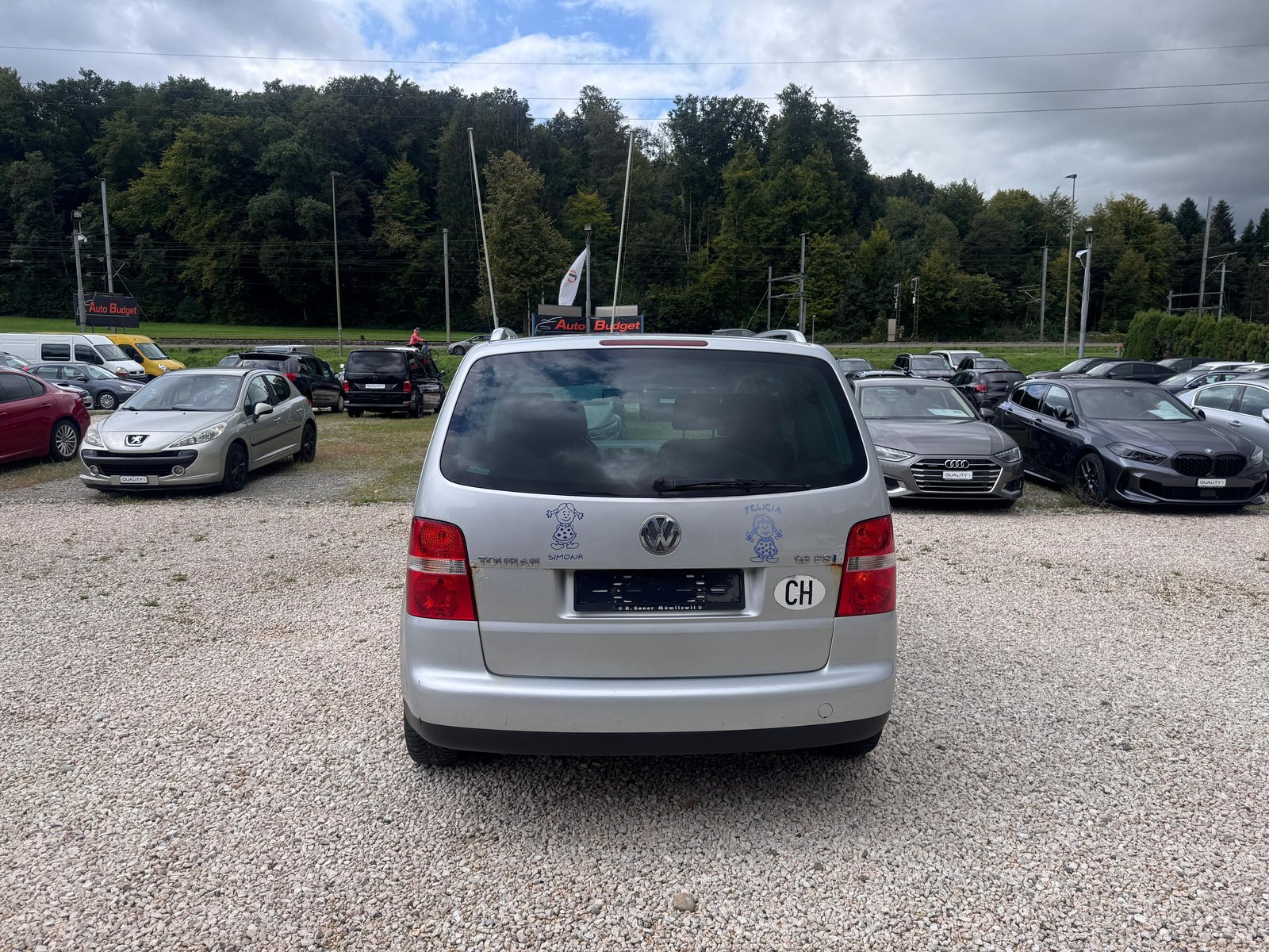 VW Touran 1.6 FSI Trendline, Petrol, Second hand / Used, Manual - 6