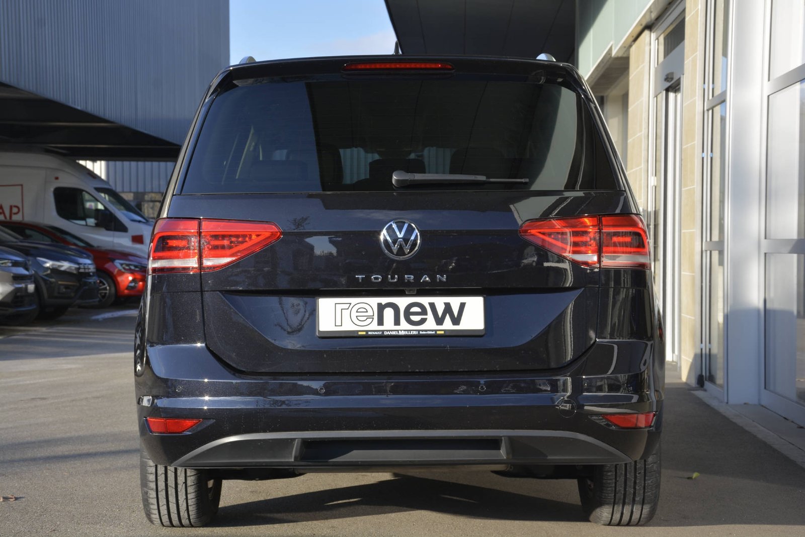 VW Touran 1.5 TSI Highline DSG *7 Plätzer*, Petrol, Second hand / Used, Automatic - 5