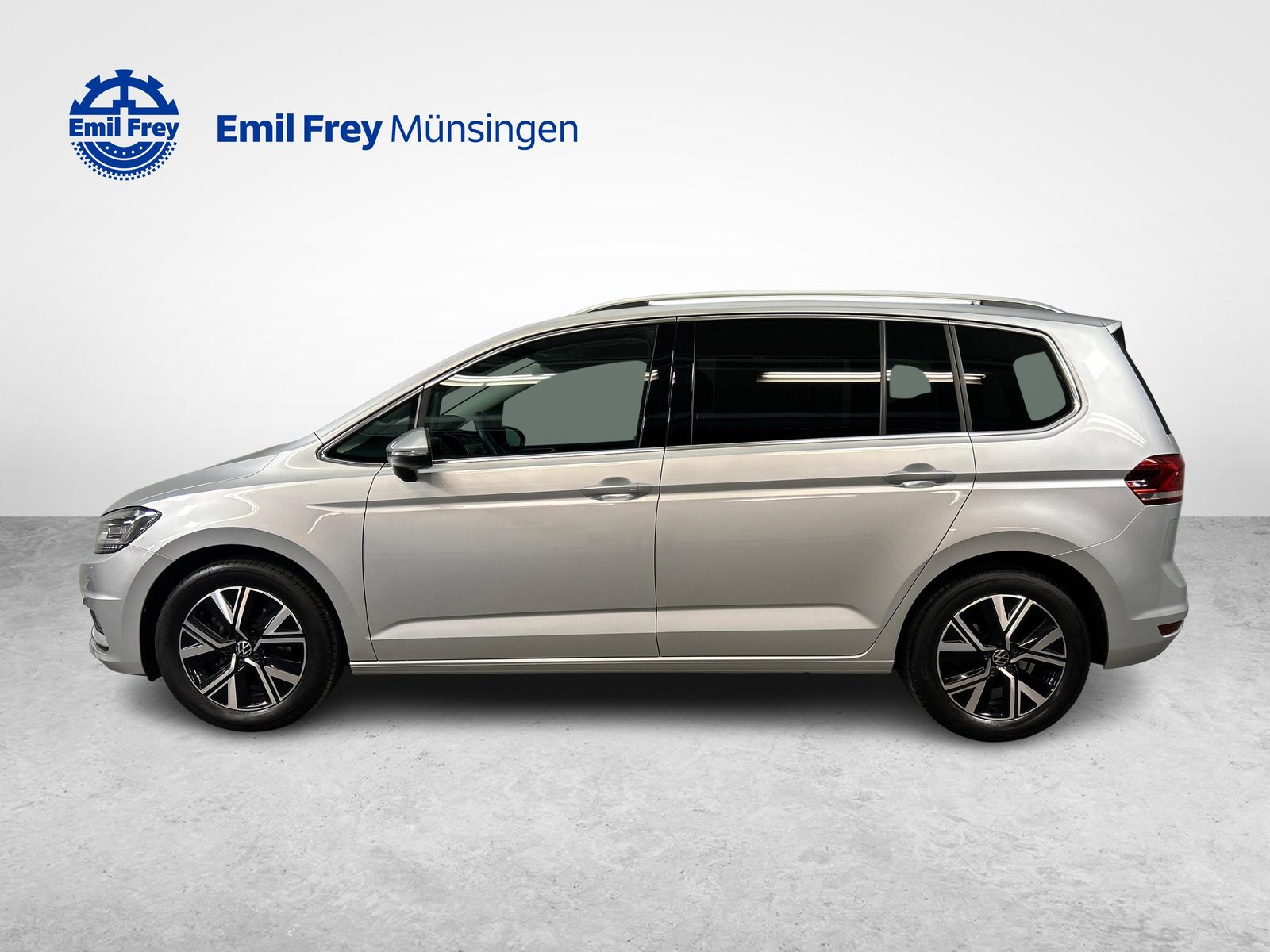 VW Touran 1.5 TSI Highline DSG, Petrol, Second hand / Used, Automatic - 5