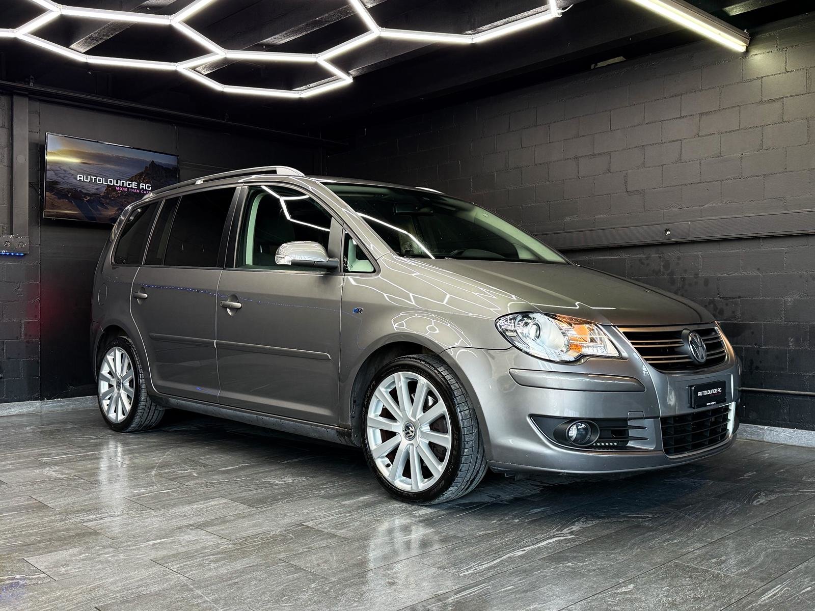 VW Touran 2.0 TDI R-Line, Diesel, Occasion / Utilisé, Manuelle - 2